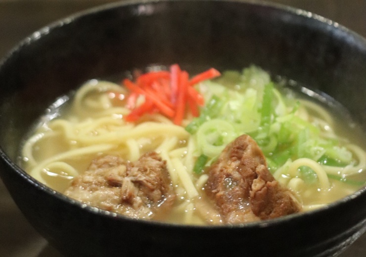 唯一無二の奈良でユンタクができるお沖縄料理店「ほたるガラスカフェ結」
