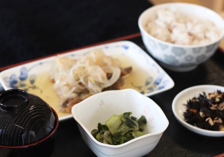 地域の給食を支える台所！葛城市の「株式会社タクサン」へ行ってきました。